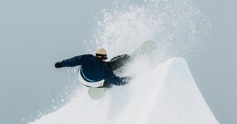Airborne Snowboard Adventure